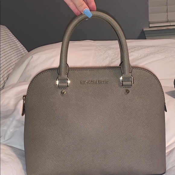 Michael Kors Bag - Picture 1 of 1